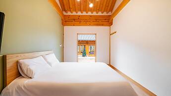 Gyeongju Ipsaedalseumeunal