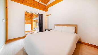 Gyeongju Ipsaedalseumeunal