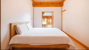 Gyeongju Ipsaedalseumeunal