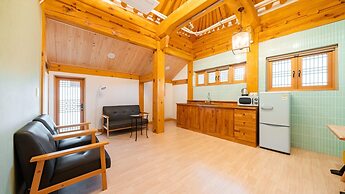 Gyeongju Ipsaedalseumeunal