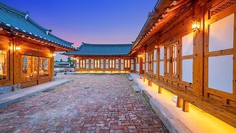 Gyeongju Ipsaedalseumeunal