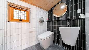 Gyeongju Ipsaedalseumeunal