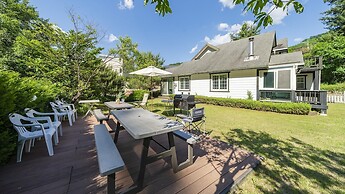 Yangpyeong Seojongpool pet Pension