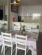 Local Home Apartment Rivergate