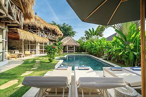Balangan Beach Villa Idaman Bungalows