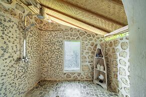 Balangan Beach Villa Idaman Bungalows