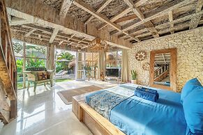 Balangan Beach Villa Idaman Bungalows