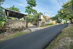 Balangan Beach Villa Idaman Bungalows