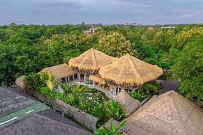 Balangan Beach Villa Idaman Bungalows