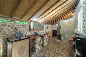 Balangan Beach Villa Idaman Bungalows