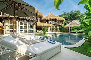 Balangan Beach Villa Idaman Bungalows
