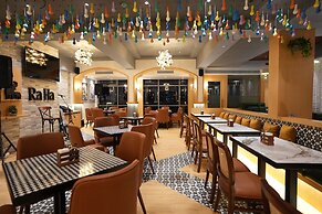 Hotel Golden Nest - Thane