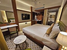 Hotel Golden Nest - Thane