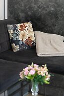 Black & White Szczecin by Renters