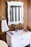 Roomquest Rimrabeang Amphawa Floating Market