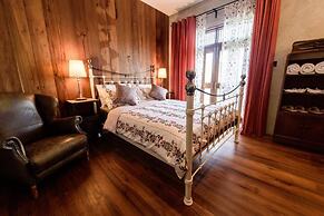 Roomquest Rimrabeang Amphawa Floating Market