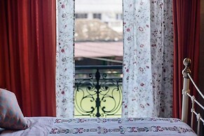 Roomquest Rimrabeang Amphawa Floating Market