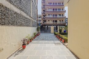 Lime Tree Studio Near Fortis Gurgaon