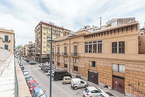 Amari Elegant Apartment