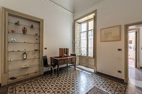 Amari Elegant Apartment