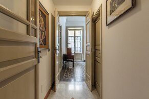 Amari Elegant Apartment