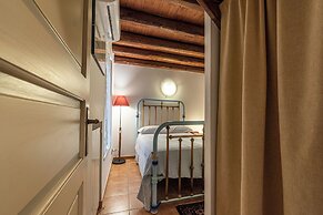 Amari Elegant Apartment