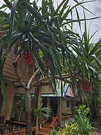 Lanta Riviera Beach Resort