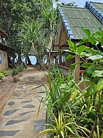 Lanta Riviera Beach Resort