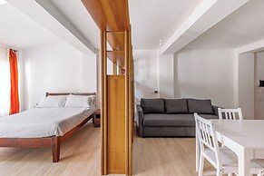 Bright and Cozy Studio