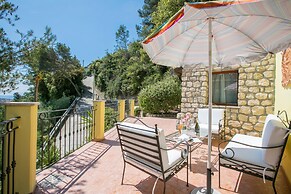 Villa Monte Enrico - Pool And Whirlpool
