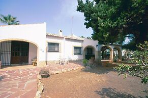 Rosal in El Tosalet With 5 Bedrooms and 3 Bathrooms