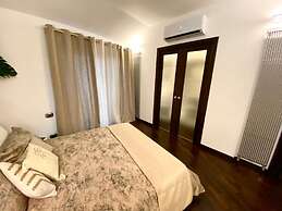 Wood Luxury House Wood Luxury House