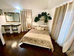 Wood Luxury House Wood Luxury House