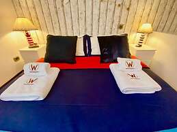 Wood Luxury House Wood Luxury House