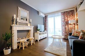 Escape to Wellness Your Lakeside Apartment Awaits