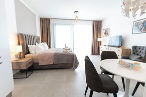 Bright and Lovely Furnished Studio Apartment