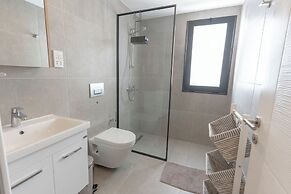 Bright and Lovely Furnished Studio Apartment