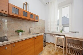 Apartment Filtry With Parking by Renters