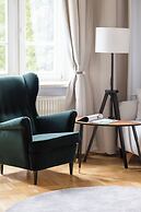 Apartment Filtry With Parking by Renters