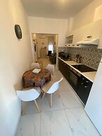 Cozy Apartment With two Bedrooms With a sea View