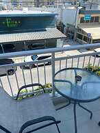 Cozy Apartment With two Bedrooms With a sea View