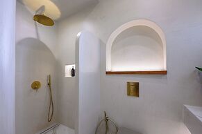 Galaria Serenity Suites