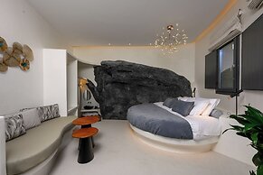 Galaria Serenity Suites