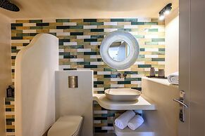 Galaria Serenity Suites