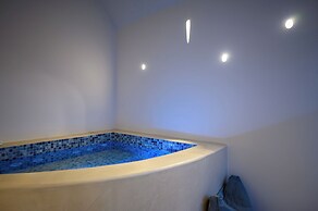 Galaria Serenity Suites