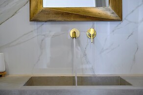 Galaria Serenity Suites