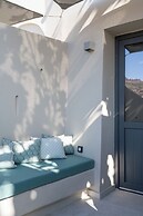 Galaria Serenity Suites