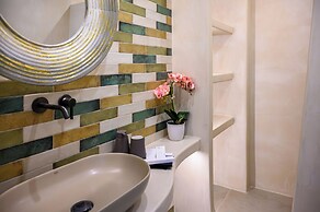 Galaria Serenity Suites