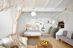 Olympa Suites