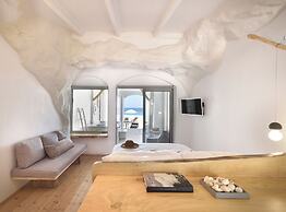Olympa Suites